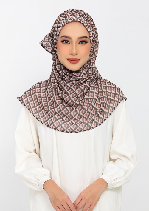 Hearts beige-Printed Plus Crinkled Chiffon