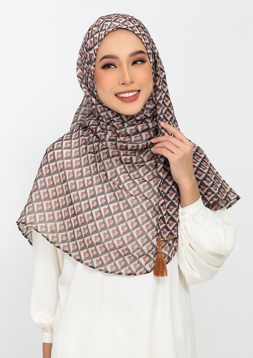 Hearts beige-Printed Plus Crinkled Chiffon
