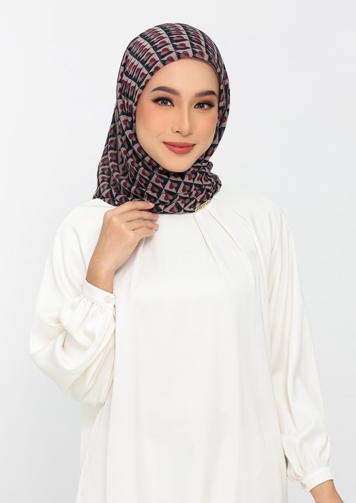 Hearts red black -Printed Plus Crinkled Chiffon